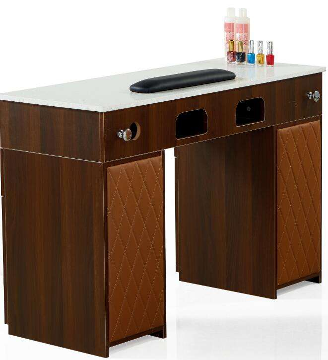 Brauner Maniküretisch, Nagelstange, Tech-Schreibtischstation mit Lüftungsschlitzen – kangmei